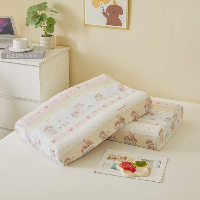 91家纺网 家纺一手货源 找家纺 翎盈家纺 2025款ins风小清新卡通多规格纯棉乳胶枕专用枕套全棉枕头套 快乐童年