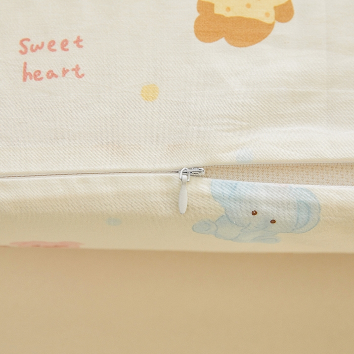 91家纺网 家纺一手货源 找家纺 翎盈家纺 2025款ins风小清新卡通多规格纯棉乳胶枕专用枕套全棉枕头套 甜蜜乐园