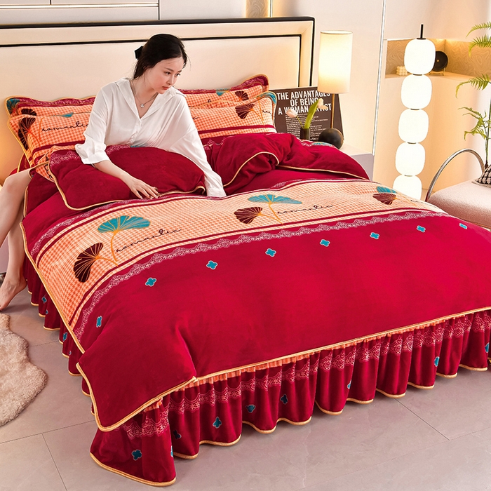 91家纺网 家纺一手货源 找家纺 （总） 妮恒美 2025新款牛奶绒印花床裙款四件套法莱绒四件套珊瑚金貂绒四件套