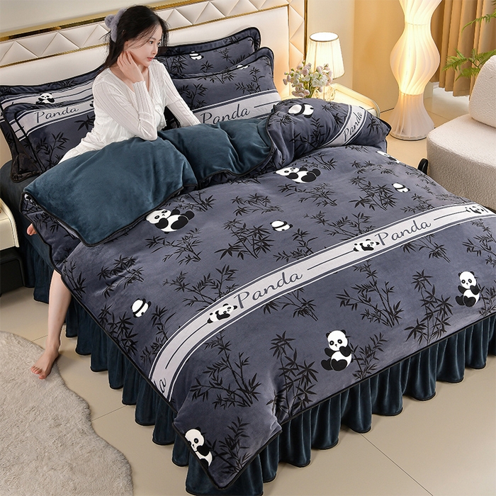 91家纺网 家纺一手货源 找家纺 （总） 妮恒美 2025新款牛奶绒印花床裙款四件套法莱绒四件套珊瑚金貂绒四件套