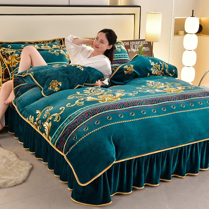 91家纺网 家纺一手货源 找家纺 （总） 妮恒美 2025新款牛奶绒印花床裙款四件套法莱绒四件套珊瑚金貂绒四件套