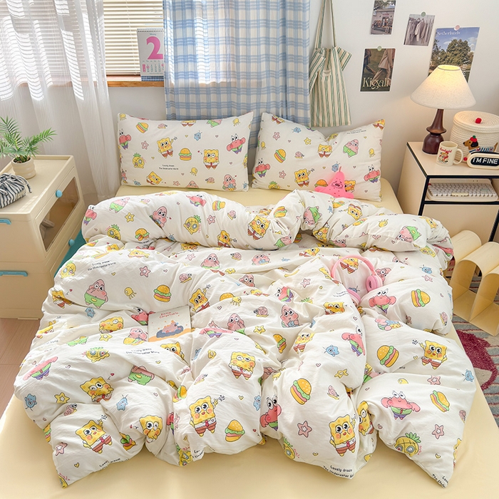 91家纺网 家纺一手货源 找家纺 罗亿家纺 2025新款软绵绵的双拼印花小清新水洗云朵棉四件套（含买家秀场景二）开心小海棉