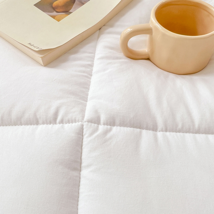 91家纺网 家纺一手货源 找家纺 VIP被业 2025新款磨毛二合一扣子款四季子母被学生冬被被子被芯 白色