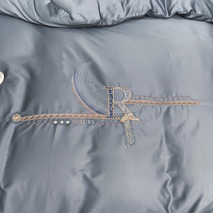 91家纺网 家纺一手货源 找家纺 艾迪尚家纺 2025新款120支刺绣长绒棉四六件套（新拍）-四六件套 时尚-灰