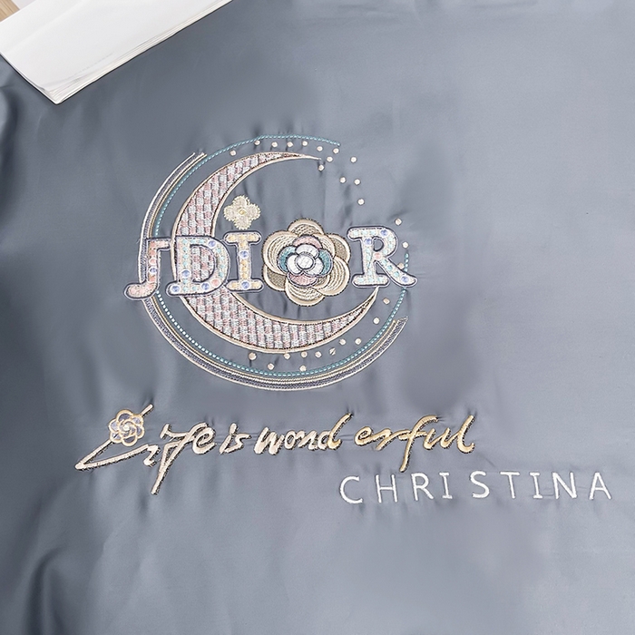 91家纺网 家纺一手货源 找家纺 艾迪尚家纺 2025新款120支刺绣长绒棉四六件套（新拍）-四六件套 山茶花-绅士灰