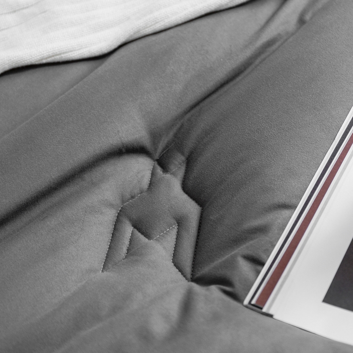 91家纺网 家纺一手货源 找家纺 VIP被业 2025新款新疆棉花千鸟格立体秋冬被全棉水洗棉被子被芯 烫金灰