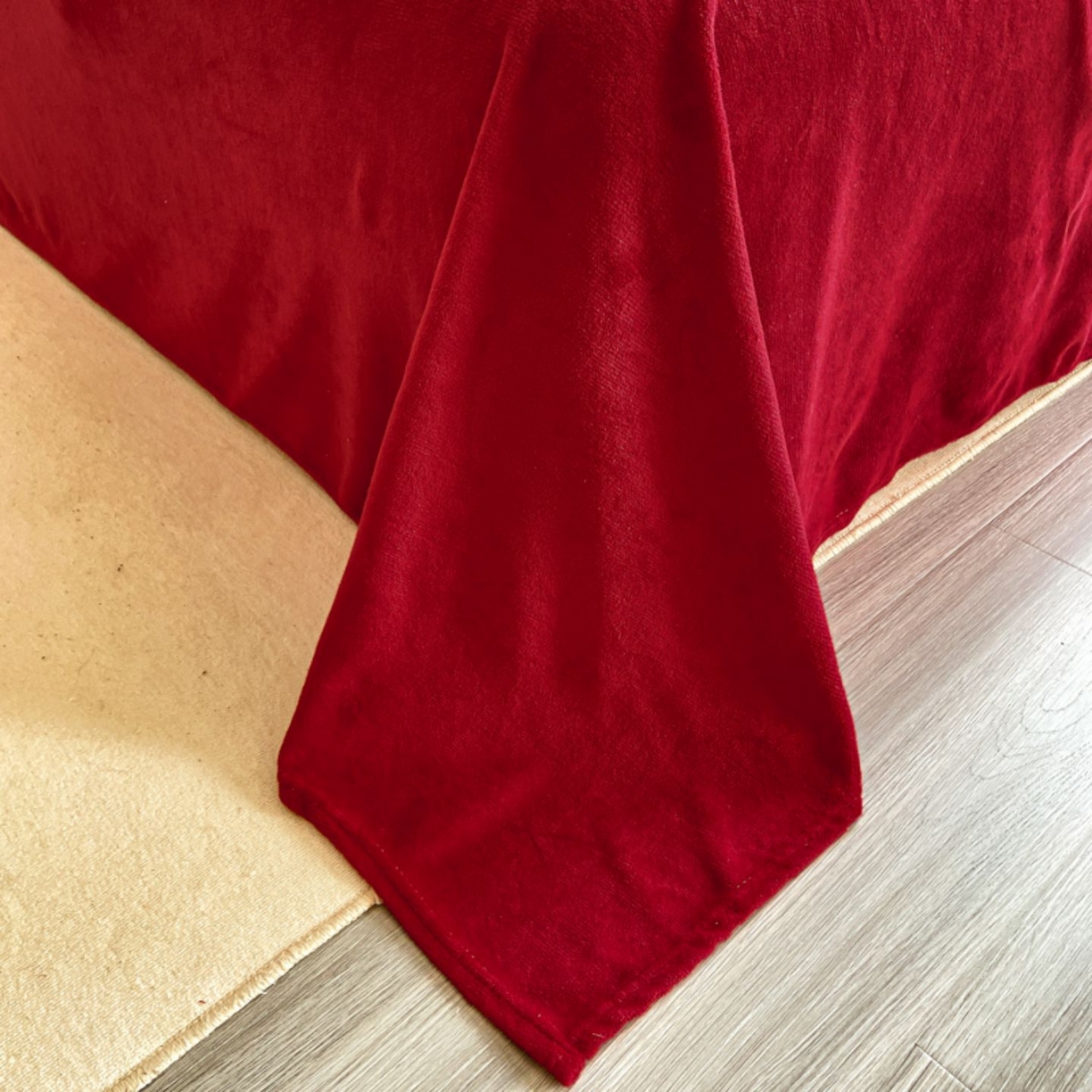 91家纺网 家纺一手货源 找家纺 （总）阿亮家纺 2025新款高克重大包边菠萝格牛奶绒活性印染四件套