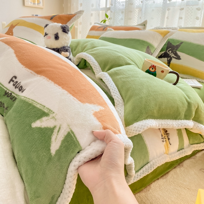 91家纺网 家纺一手货源 找家纺 （总）阿亮家纺 2025新款高克重大包边菠萝格牛奶绒活性印染四件套