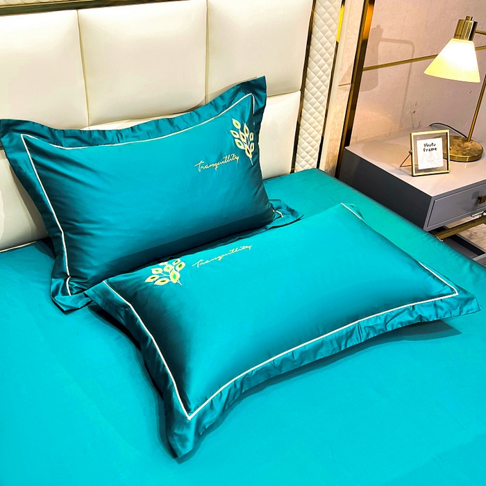 91家纺网 家纺一手货源 找家纺 艾迪尚家纺 2025新款120支刺绣长绒棉四六件套（新拍）-枕套 孔雀-月光蓝