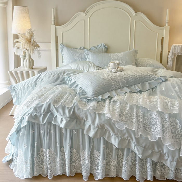 91家纺网 家纺一手货源 找家纺 恋尚 2025新款60S贡缎长绒棉全棉纯棉拉链可拆卸床笠款床裙四件套-曼莉系列 曼莉-清新蓝