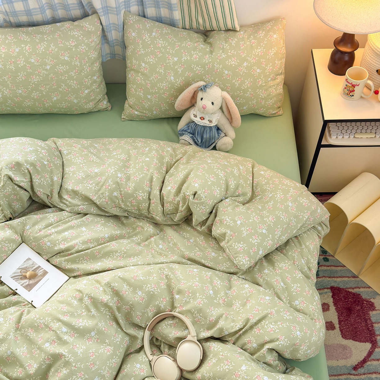 91家纺网 家纺一手货源 找家纺 罗亿家纺 2025新款软绵绵的双拼印花小清新水洗云朵棉四件套（含买家秀场景二）春江雾