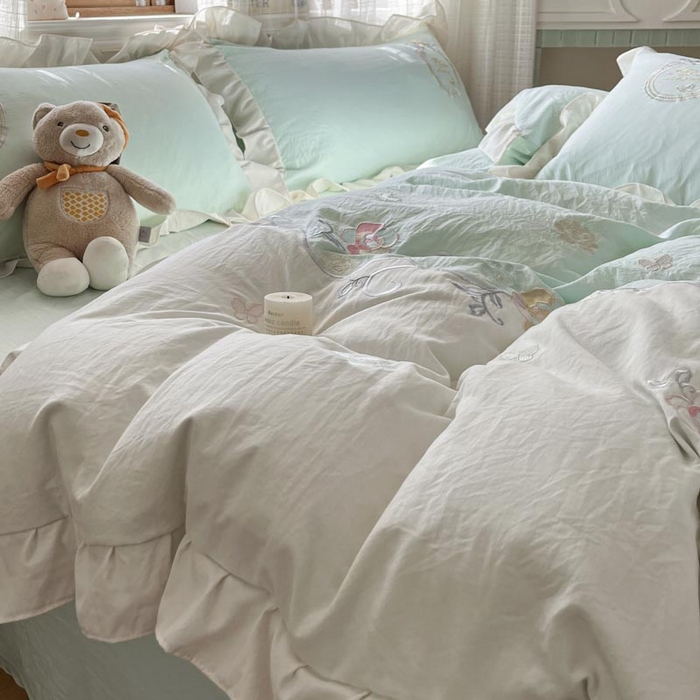 91家纺网 家纺一手货源 找家纺 ab家纺 2025新款夏莉儿系列水洗棉绣花四件套 夏莉儿-水绿