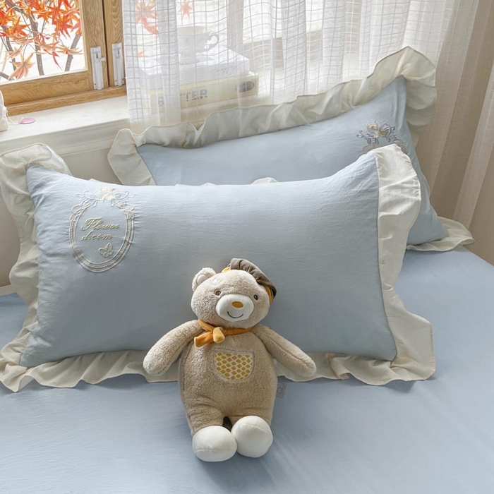 91家纺网 家纺一手货源 找家纺 ab家纺 2025新款夏莉儿系列水洗棉绣花四件套 夏莉儿-天空蓝