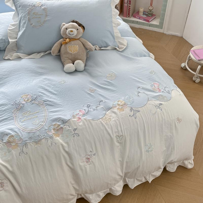 91家纺网 家纺一手货源 找家纺 ab家纺 2025新款夏莉儿系列水洗棉绣花四件套 夏莉儿-天空蓝