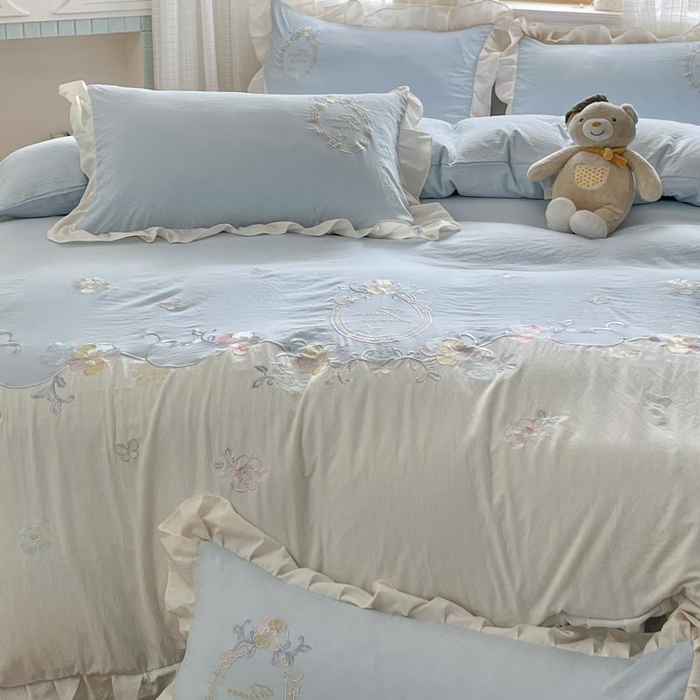 91家纺网 家纺一手货源 找家纺 ab家纺 2025新款夏莉儿系列水洗棉绣花四件套 夏莉儿-天空蓝