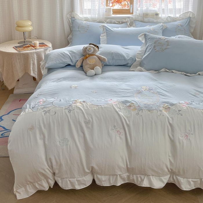 91家纺网 家纺一手货源 找家纺 ab家纺 2025新款夏莉儿系列水洗棉绣花四件套 夏莉儿-天空蓝