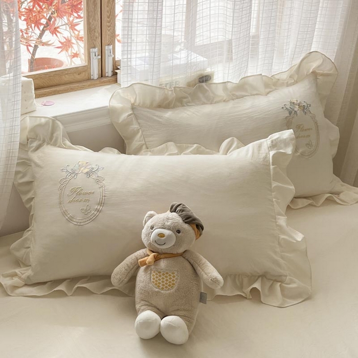 91家纺网 家纺一手货源 找家纺 ab家纺 2025新款夏莉儿系列水洗棉绣花四件套 夏莉儿-淡奶油