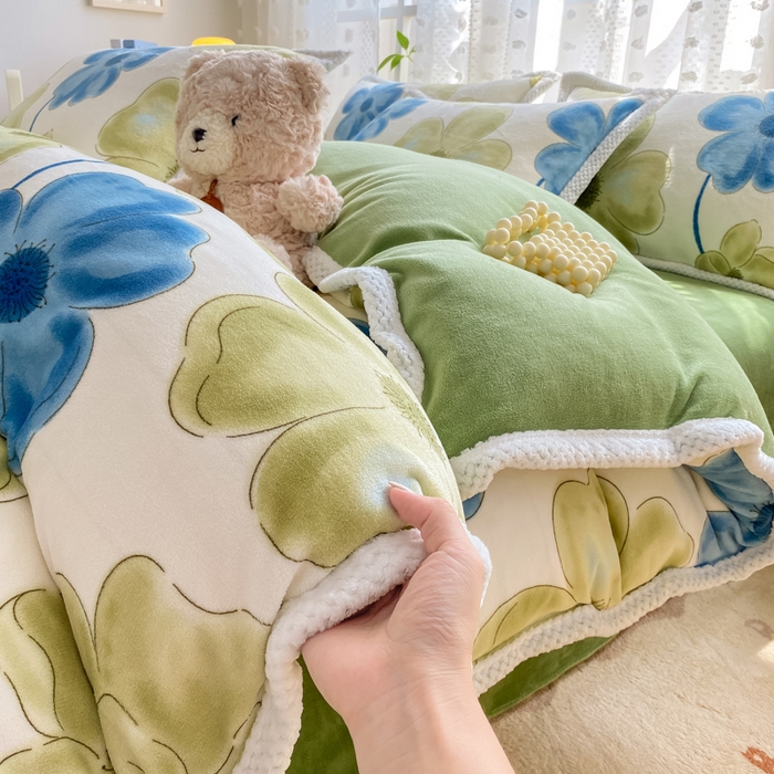 91家纺网 家纺一手货源 找家纺 （总）阿亮家纺 2025新款高克重大包边菠萝格牛奶绒活性印染四件套