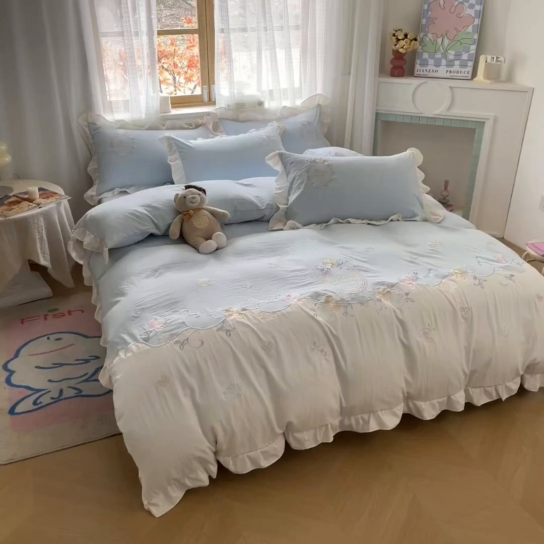 91家纺网 家纺一手货源 找家纺 ab家纺 2025新款夏莉儿系列水洗棉绣花四件套 夏莉儿-天空蓝