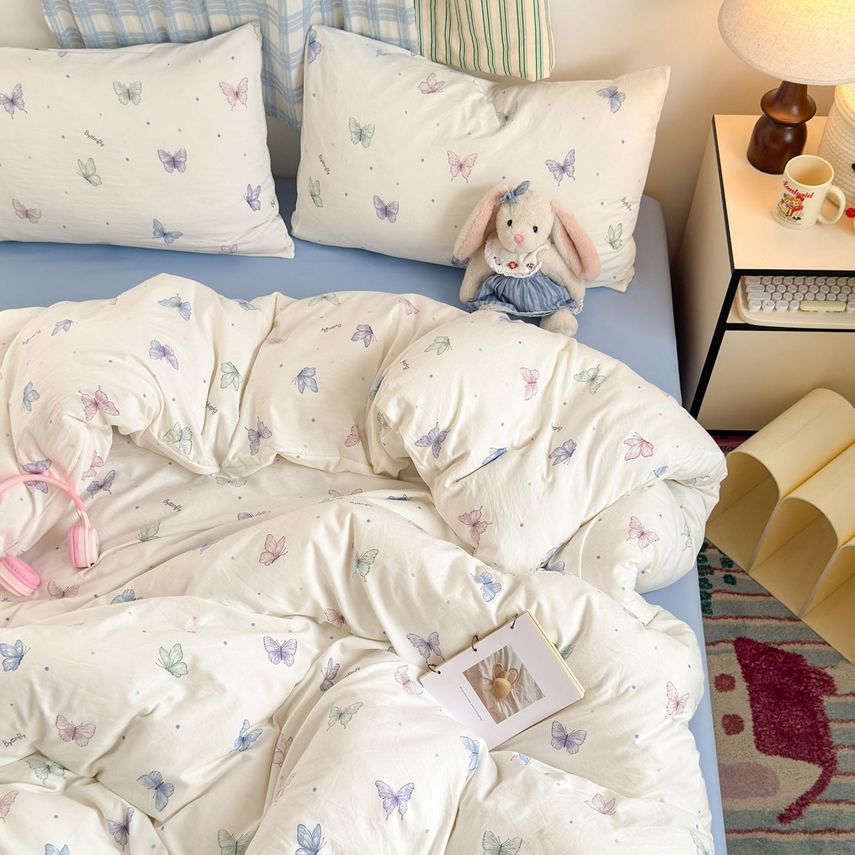 罗亿家纺 2025新款软绵绵的双拼印花小清新水洗云朵棉四件套（含买家秀场景二）彩蝴蝶