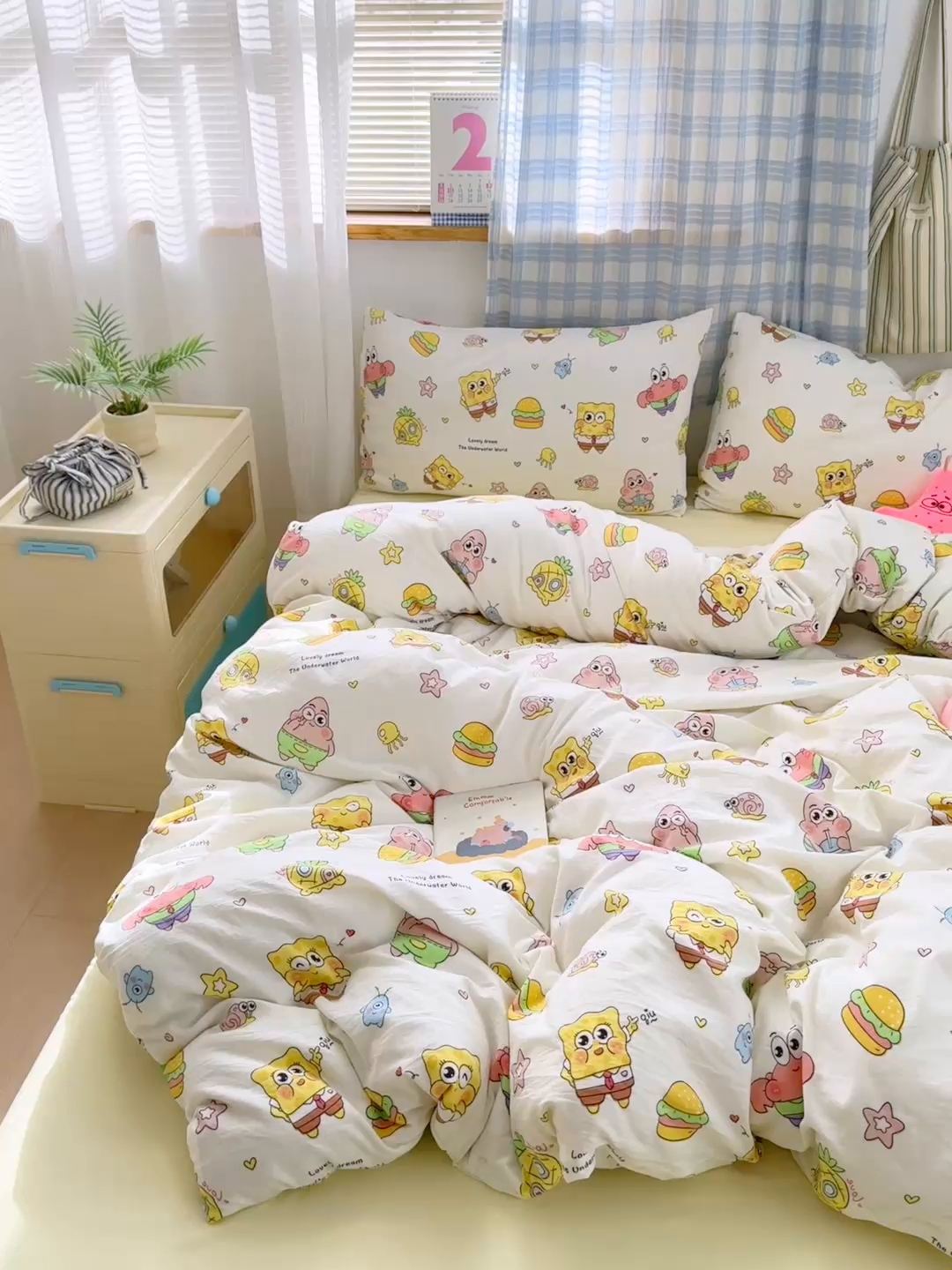 91家纺网 家纺一手货源 找家纺 罗亿家纺 2025新款软绵绵的双拼印花小清新水洗云朵棉四件套（含买家秀场景二）开心小海棉