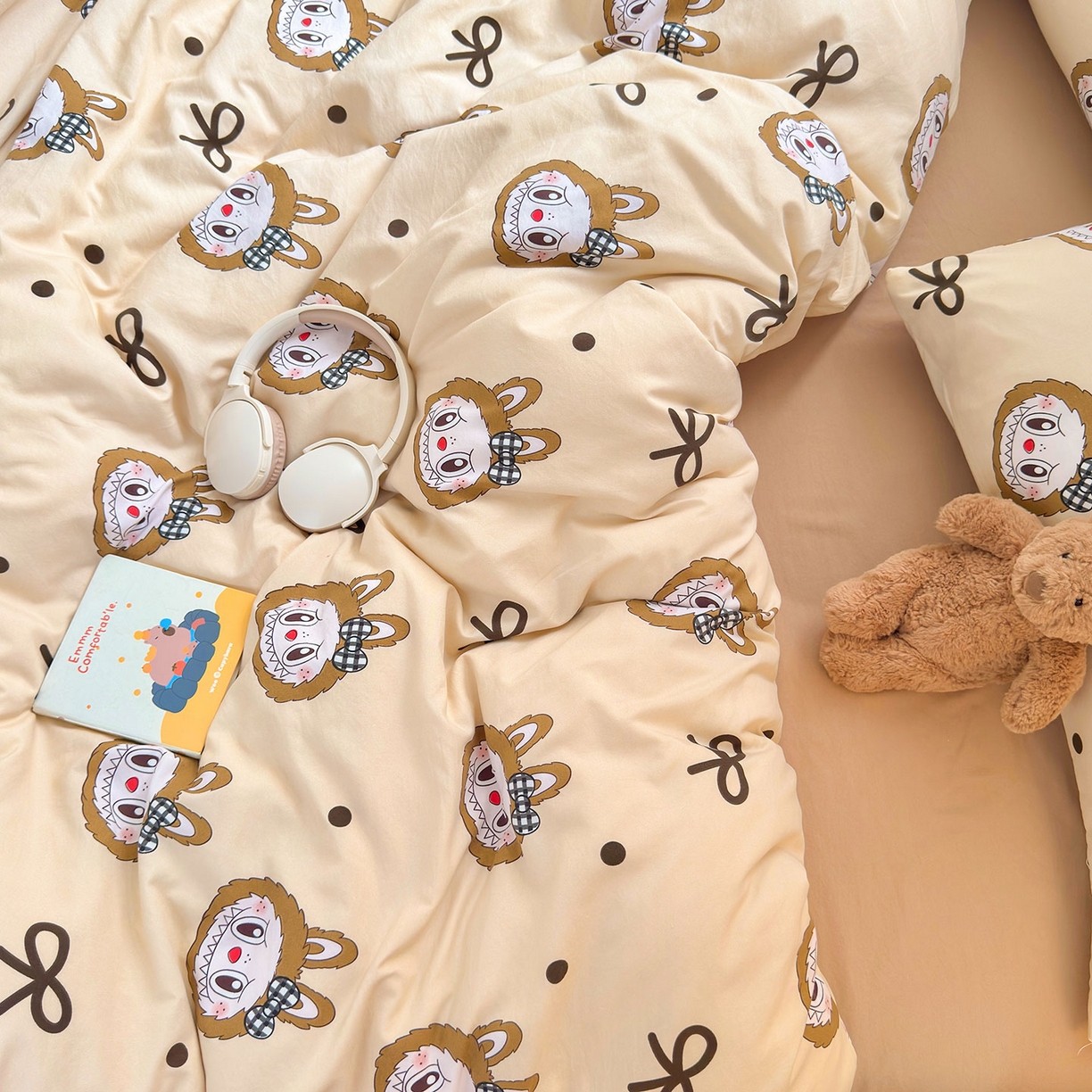 91家纺网 家纺一手货源 找家纺 罗亿家纺 2025新款软绵绵的双拼印花小清新水洗云朵棉四件套（含买家秀场景二）精灵首领