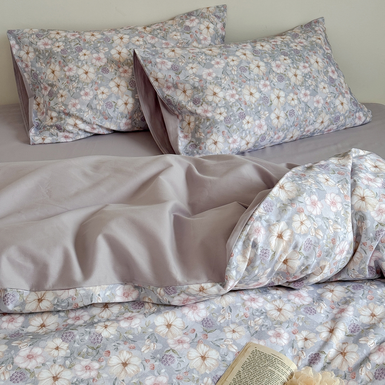 91家纺网 家纺一手货源 找家纺 窝米 2025新款全棉火山磨毛花卉系列四件套-第二批 蜜蔷蓝