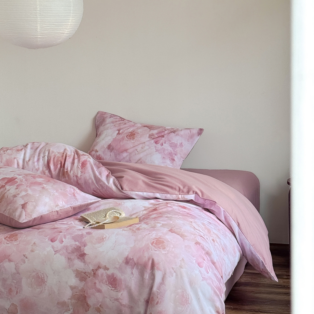 91家纺网 家纺一手货源 找家纺 窝米 2025新款全棉火山磨毛花卉系列四件套-第二批 雾祷粉