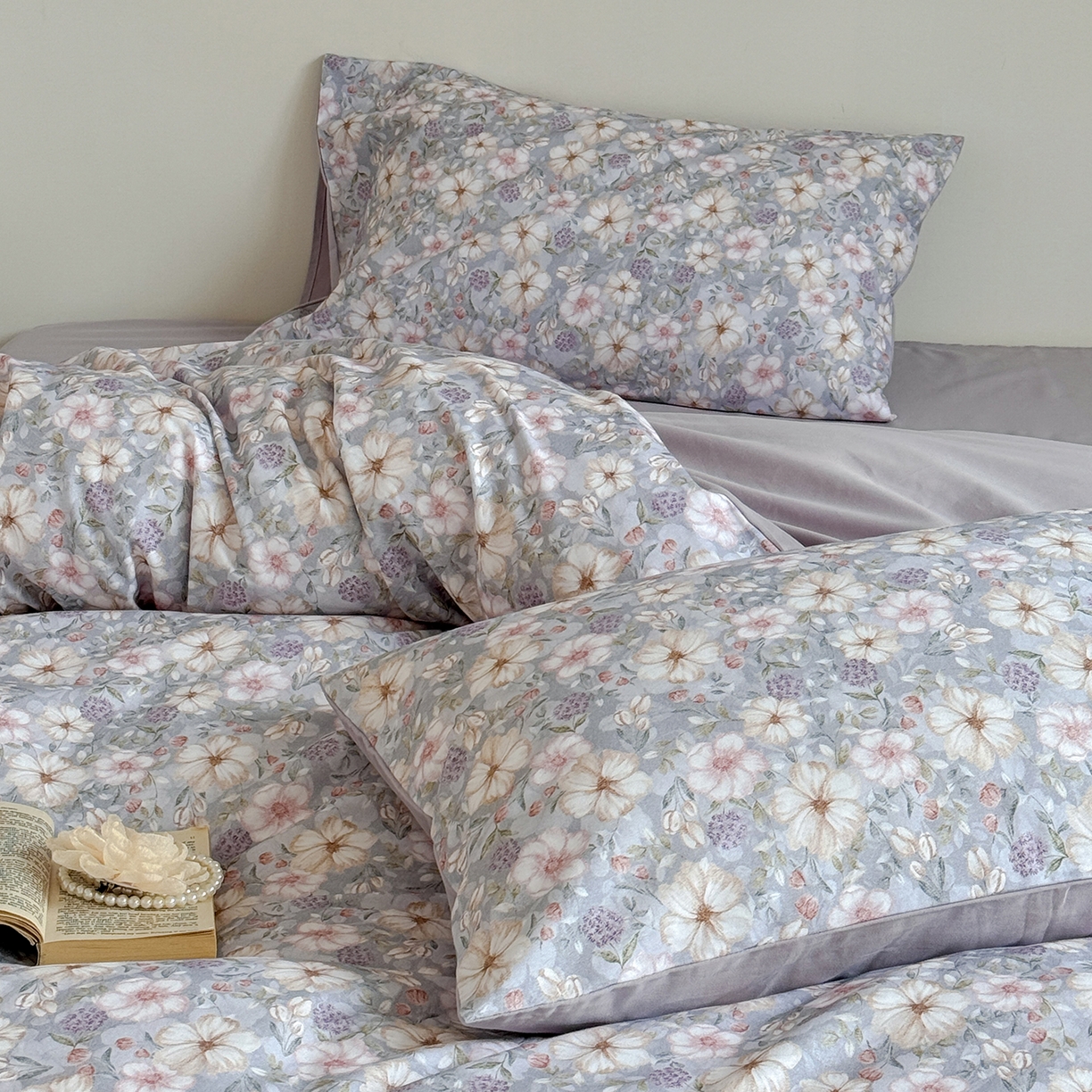 91家纺网 家纺一手货源 找家纺 窝米 2025新款全棉火山磨毛花卉系列四件套-第二批 蜜蔷蓝