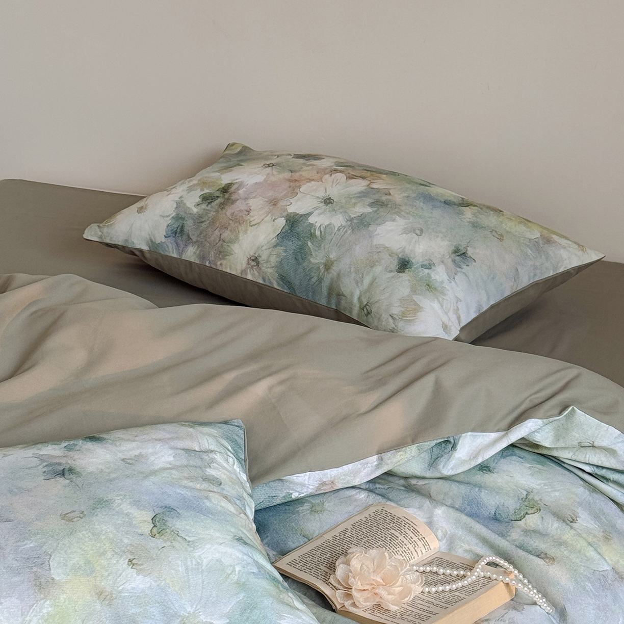 91家纺网 家纺一手货源 找家纺 窝米 2025新款全棉火山磨毛花卉系列四件套-第二批 雾化绿