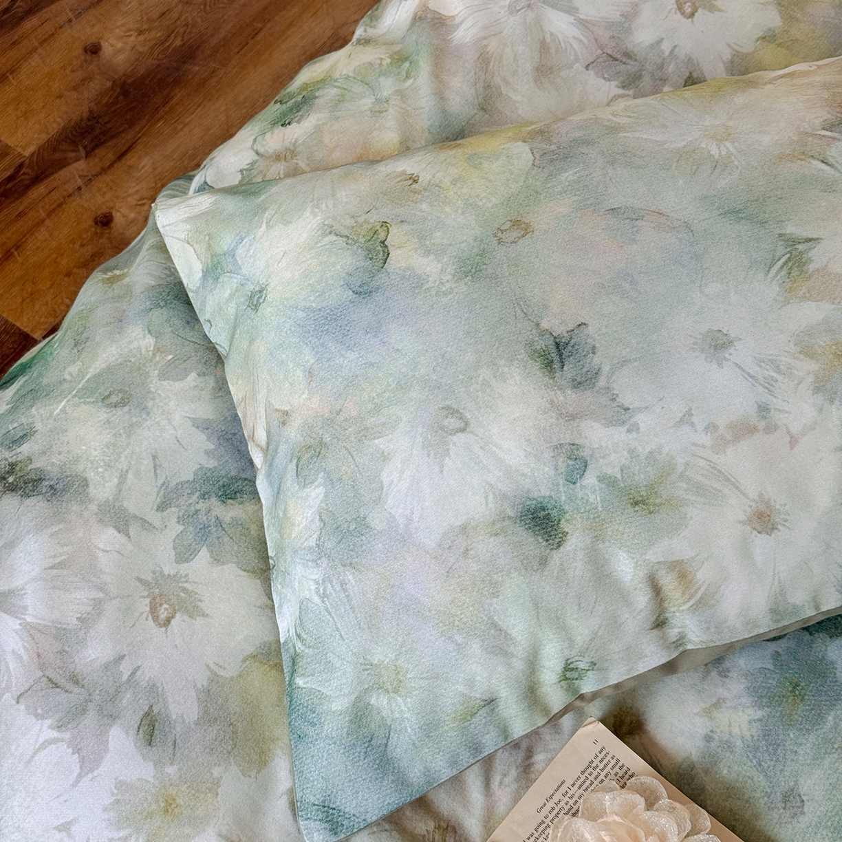 91家纺网 家纺一手货源 找家纺 窝米 2025新款全棉火山磨毛花卉系列四件套-第二批 雾化绿