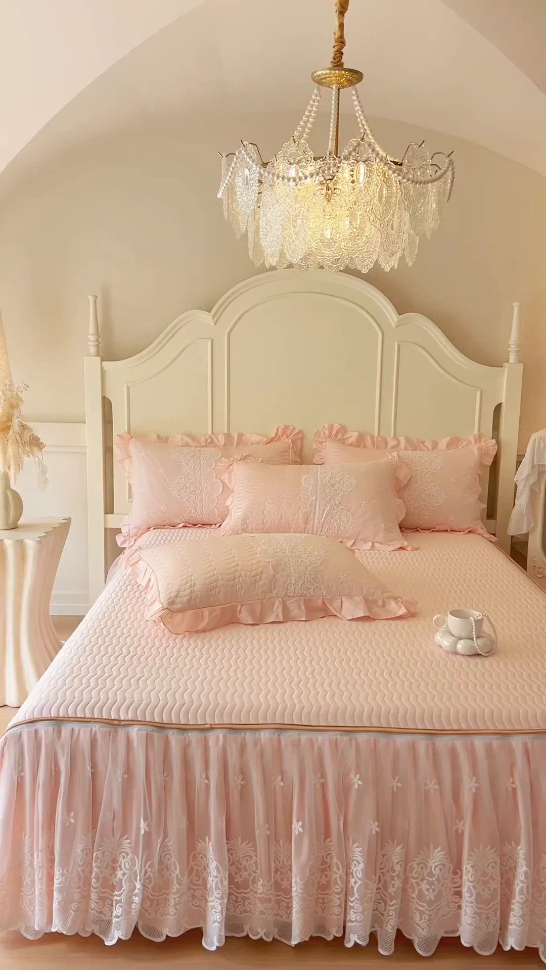 91家纺网 家纺一手货源 找家纺 （总）恋尚 2025新款60S贡缎长绒棉全棉纯棉拉链可拆卸单被套床笠款单床裙床裙单品-曼莉系列 控价170起！