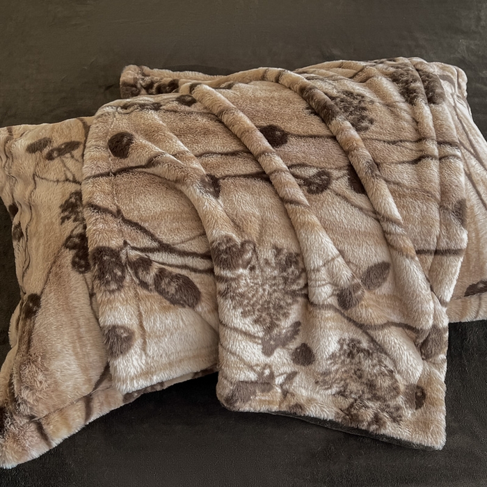 91家纺网 家纺一手货源 找家纺 仟网汇 2025新款兔毛绒法式宽边四件套牛奶绒 陌上花开