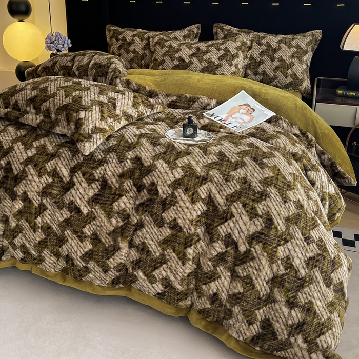 91家纺网 家纺一手货源 找家纺 仟网汇 2025新款兔毛绒法式宽边四件套牛奶绒 绿影阑珊