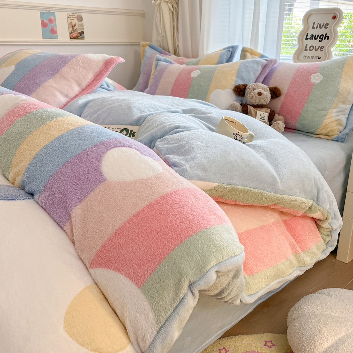 91家纺网 家纺一手货源 找家纺 （总）川悦生活 2025新款立体雪花绒印花大床四件套系列一场景二