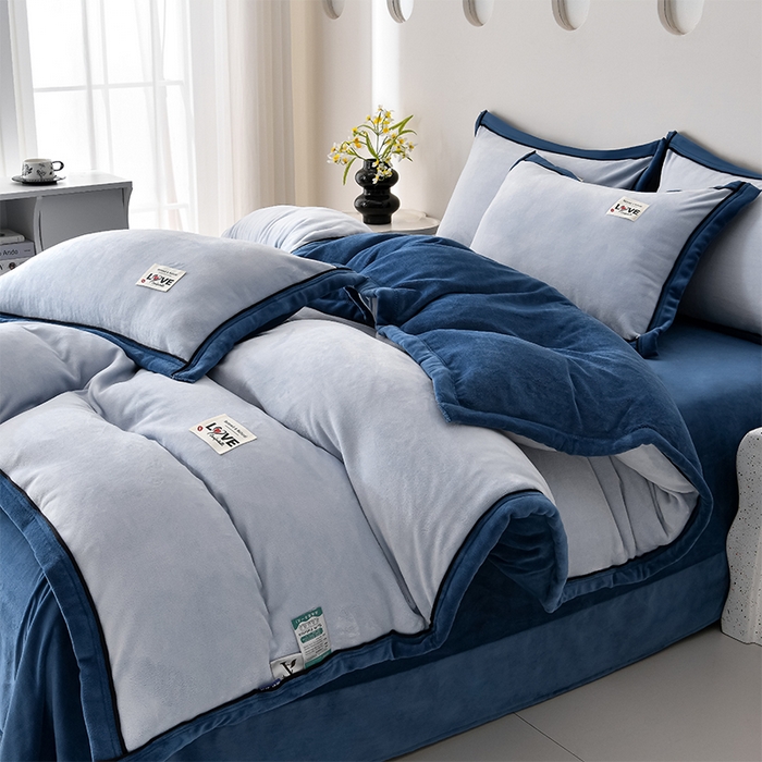 91家纺网 家纺一手货源 找家纺 （总）妮恒美家纺 2025新款高克重直播纯色牛奶绒宽边工艺款四件套