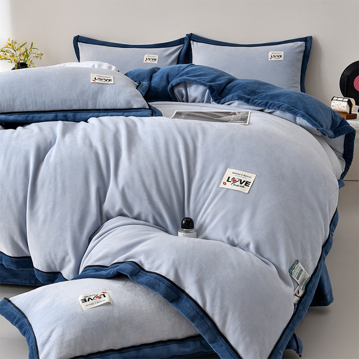 91家纺网 家纺一手货源 找家纺 （总）妮恒美家纺 2025新款高克重直播纯色牛奶绒宽边工艺款四件套