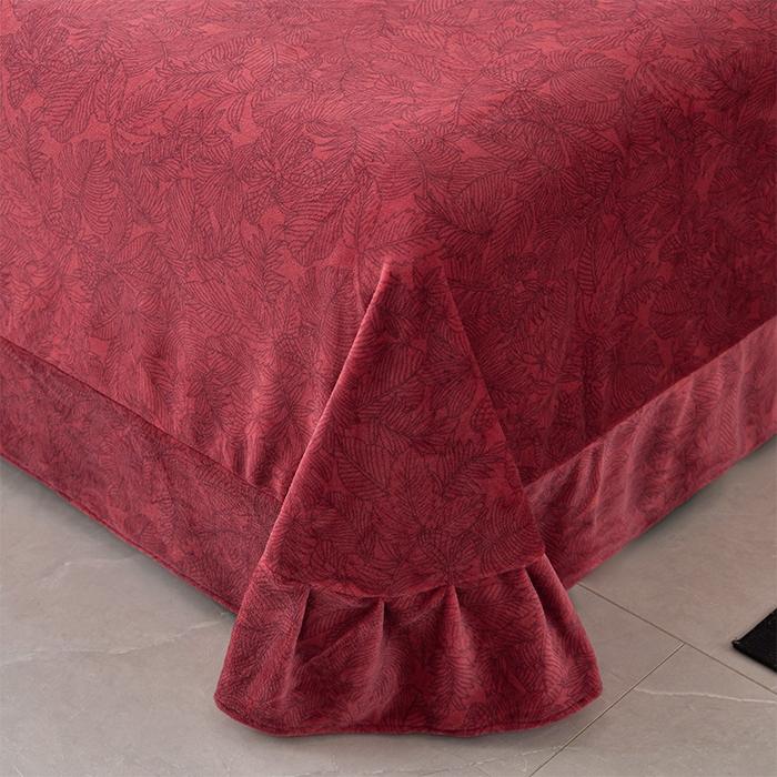 91家纺网 家纺一手货源 找家纺 妮恒美家纺 2025新款高克重牛奶绒刺绣四件套-山茶花-安哥拉红