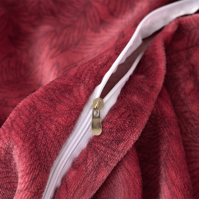 91家纺网 家纺一手货源 找家纺 妮恒美家纺 2025新款高克重牛奶绒刺绣四件套-山茶花-安哥拉红