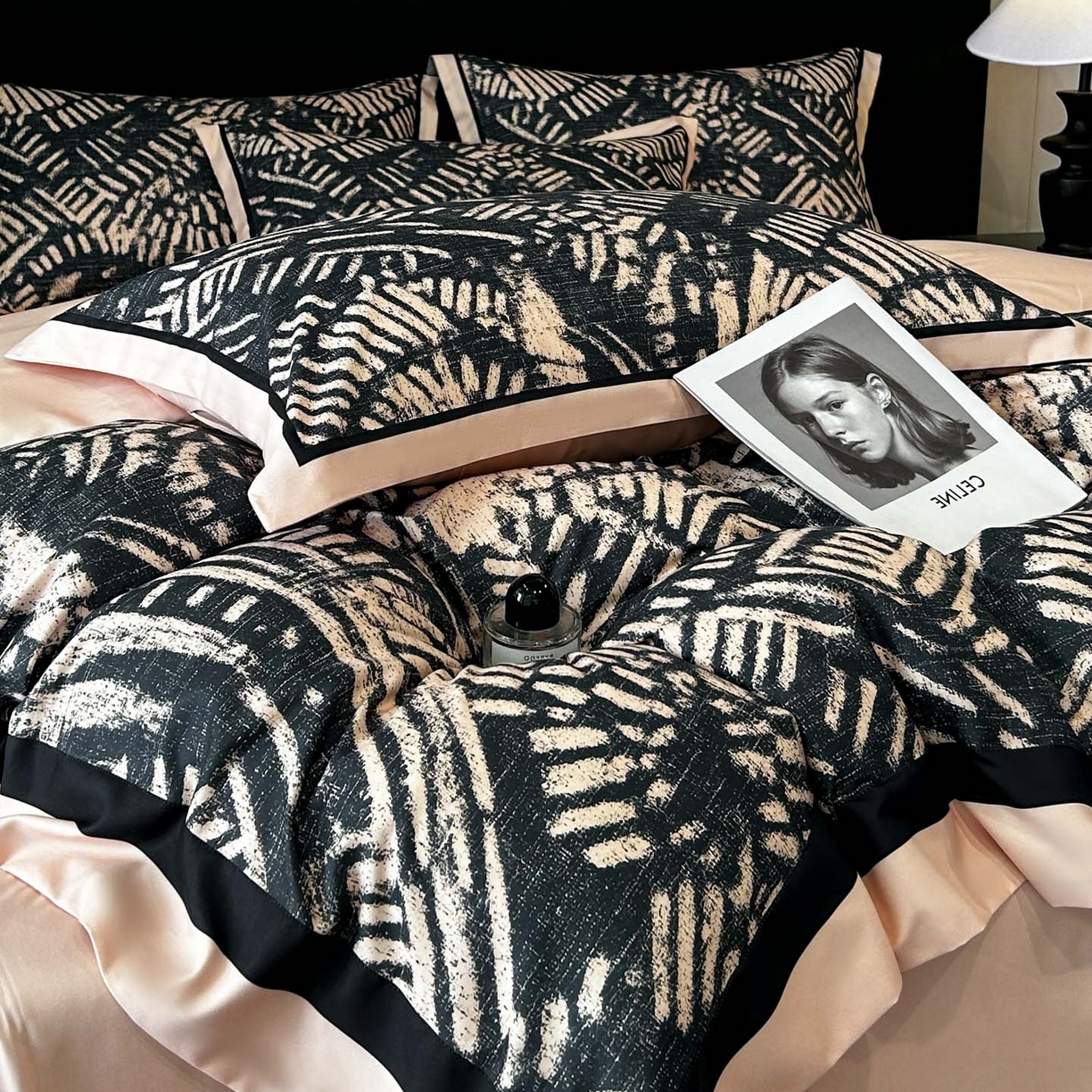 91家纺网 家纺一手货源 找家纺 花沐家居 2025新款宽边轻奢亲肤棉四件套 年轮