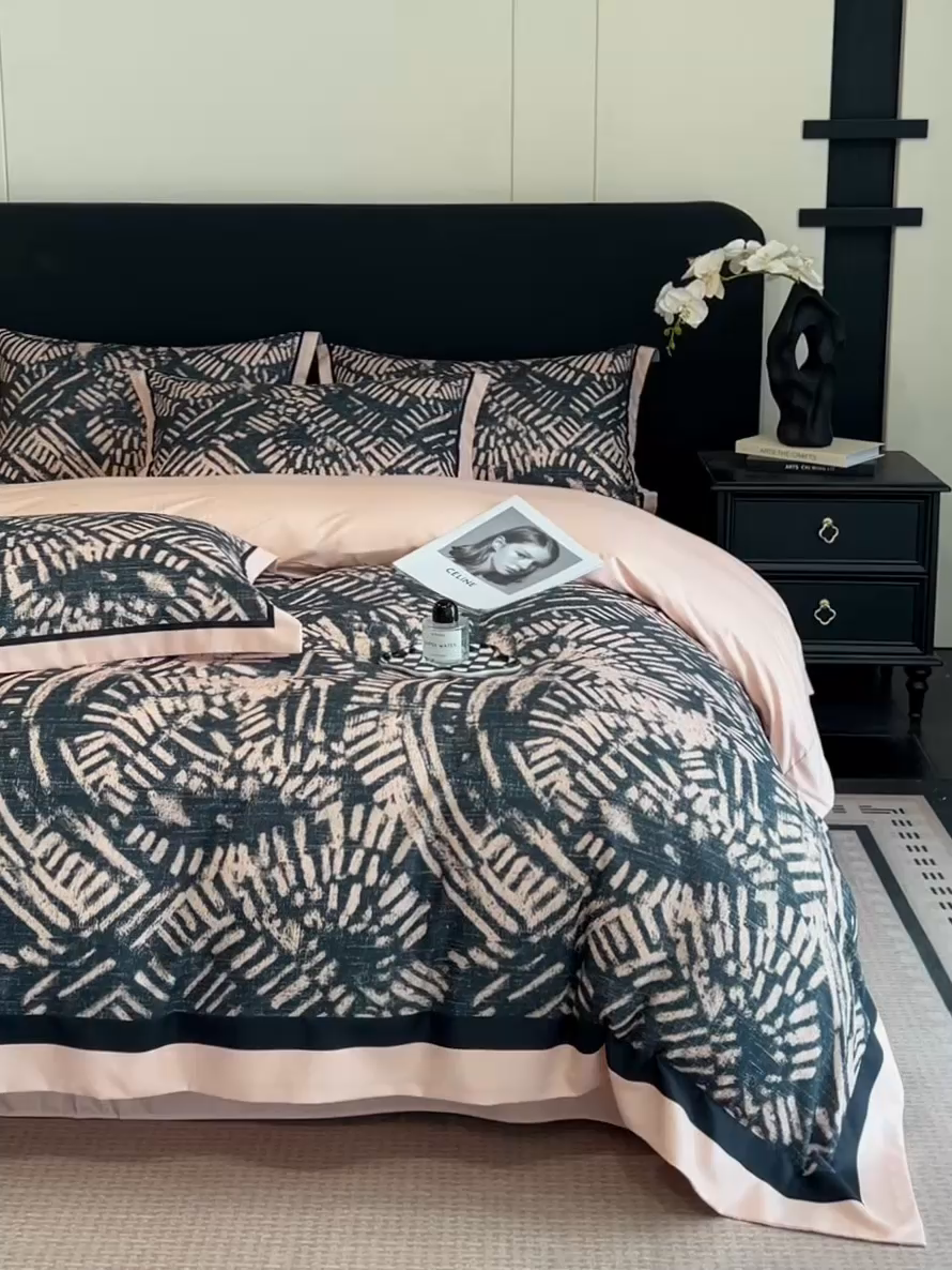 91家纺网 家纺一手货源 找家纺 花沐家居 2025新款宽边轻奢亲肤棉四件套 年轮