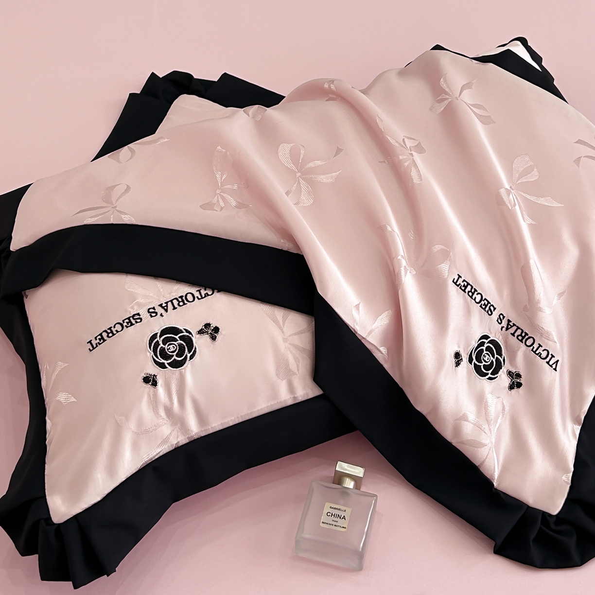 91家纺网 家纺一手货源 找家纺 花沐家居 2025新款蝴蝶提花水洗棉四件套 索菲亚