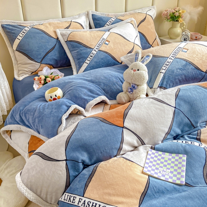 91家纺网 家纺一手货源 找家纺 阿亮家纺 2025新款高克重大包边菠萝格牛奶绒活性印染四件套 简约格调