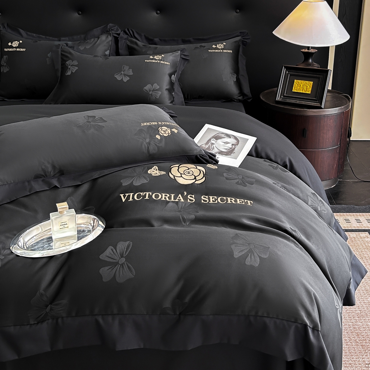 91家纺网 家纺一手货源 找家纺 花沐家居 2025新款蝴蝶提花水洗棉四件套 维多利亚的秘密