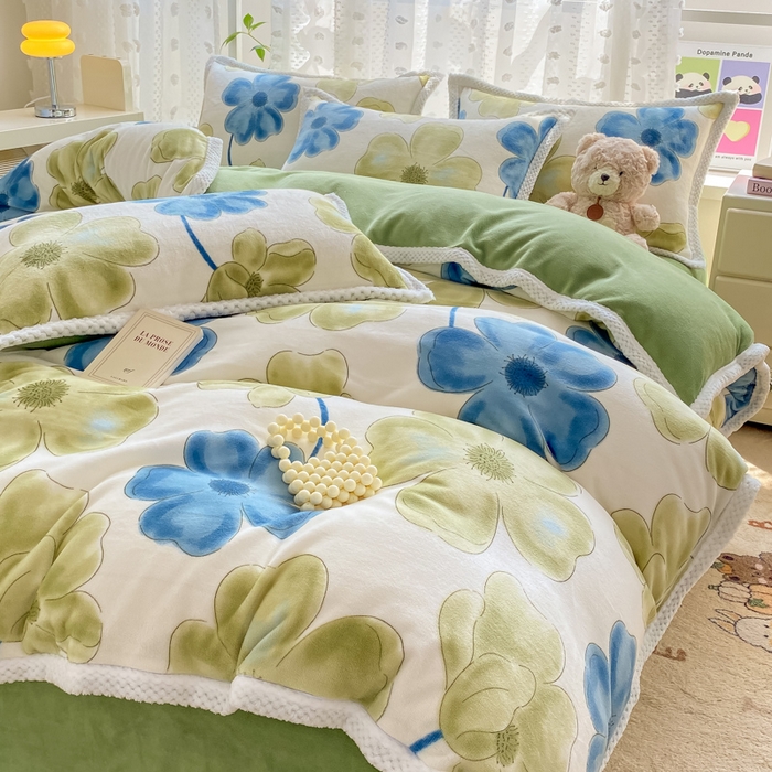 91家纺网 家纺一手货源 找家纺 瑞禾家纺（原阿亮） 2025新款高克重大包边菠萝格牛奶绒活性印染四件套 卡罗