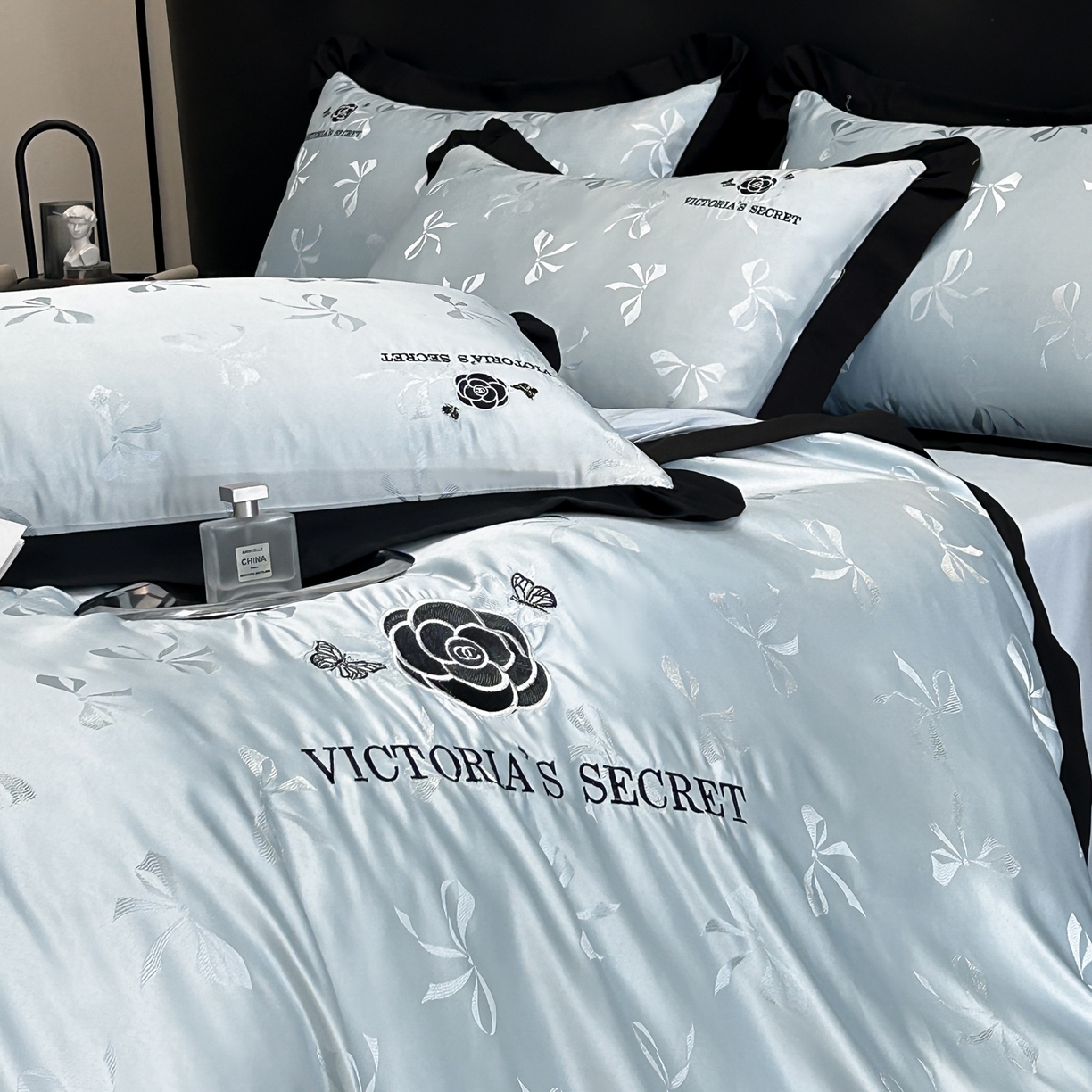 91家纺网 家纺一手货源 找家纺 花沐家居 2025新款蝴蝶提花水洗棉四件套 夏洛特