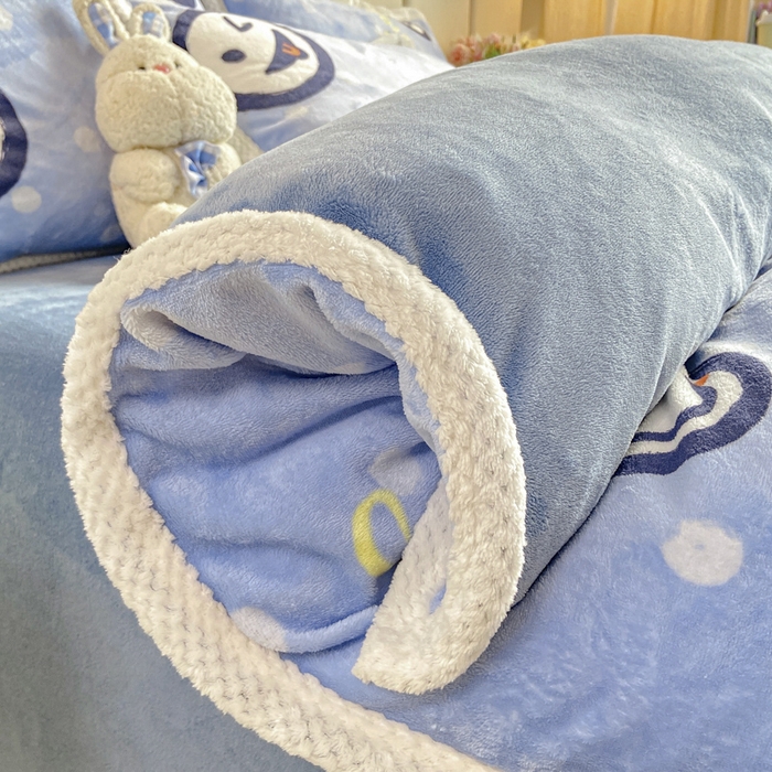 91家纺网 家纺一手货源 找家纺 阿亮家纺 2025新款高克重大包边菠萝格牛奶绒活性印染四件套 开心笑脸