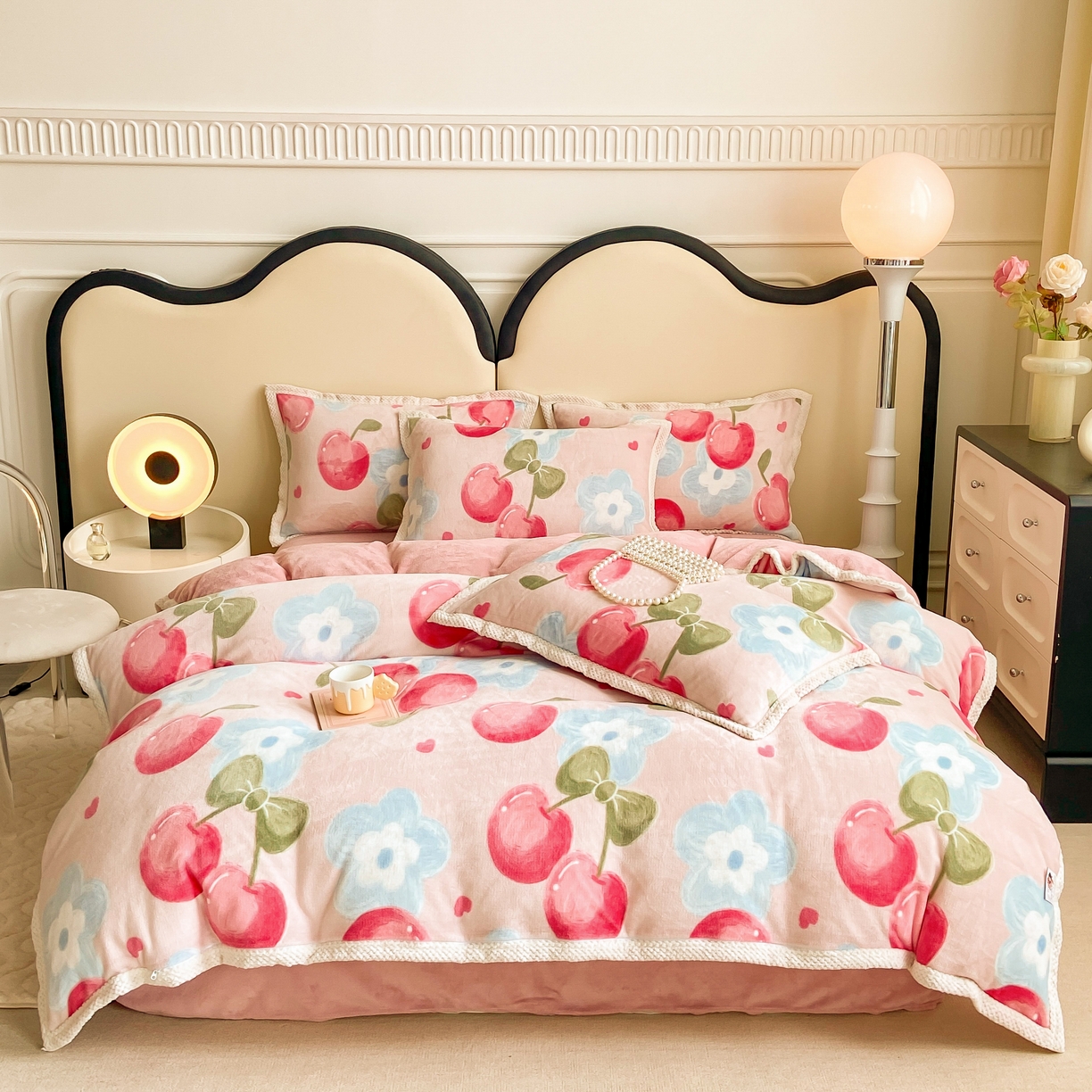 91家纺网 家纺一手货源 找家纺 瑞禾家纺（原阿亮） 2025新款高克重大包边菠萝格牛奶绒活性印染四件套 可可樱桃