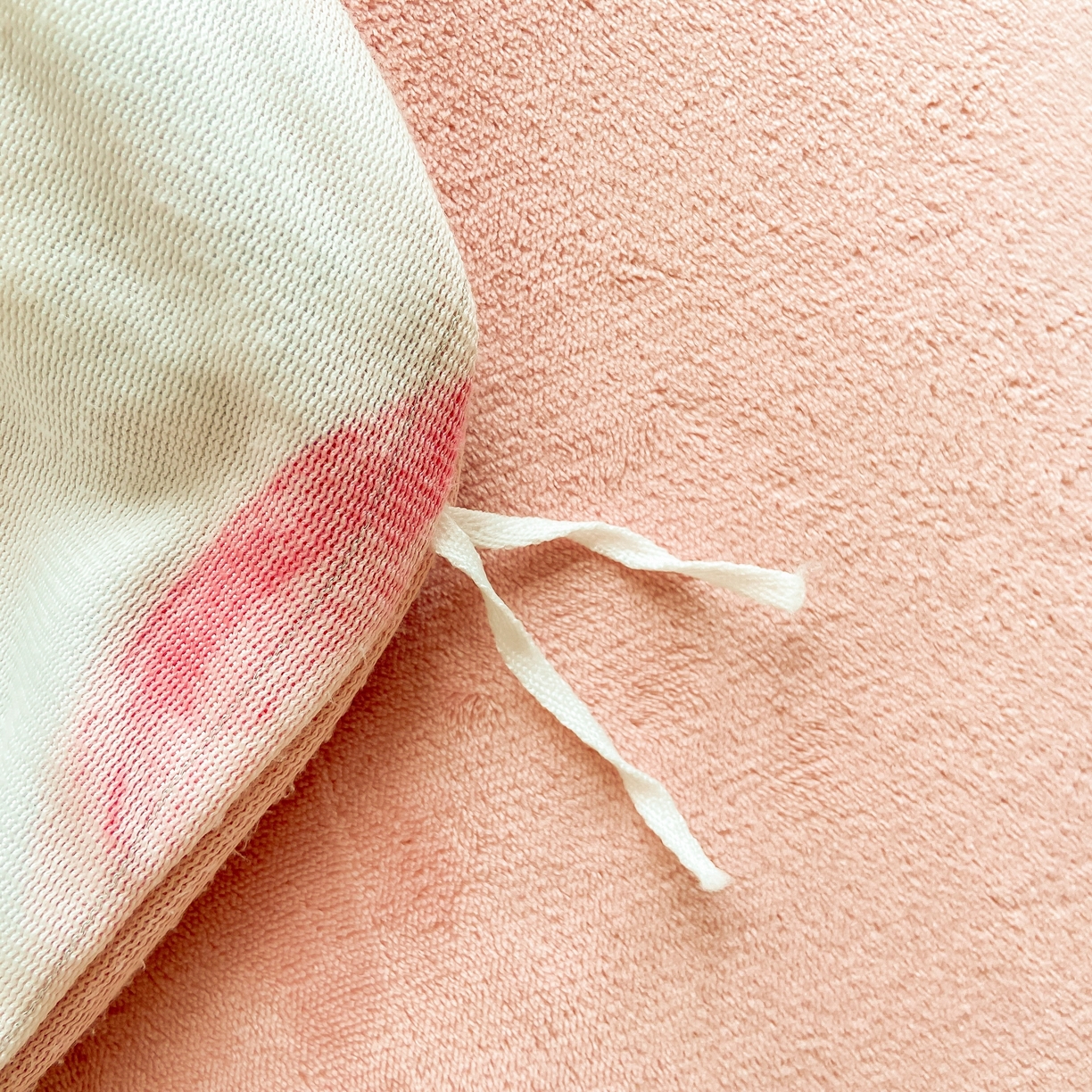 91家纺网 家纺一手货源 找家纺 瑞禾家纺（原阿亮） 2025新款高克重大包边菠萝格牛奶绒活性印染四件套 可可樱桃