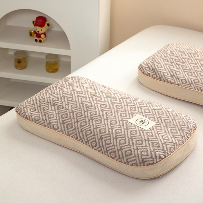 91家纺网 家纺一手货源 找家纺 梦莱家纺 2025新款棉麻荞麦立体枕枕头枕芯 幸运草-褐色